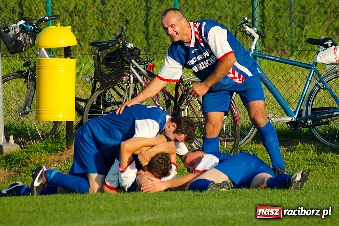 Zdjęcie w galerii na portalu naszraciborz.pl: Markowice-Grzegorzowice: Niewykorzystane sytuacje się mszczą wiadomości z regionu