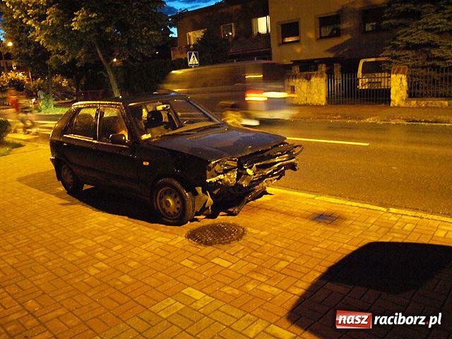 Zdjęcie w galerii na portalu naszraciborz.pl: KRAKSA na Słowackiego-Ocickiej wiadomości z regionu