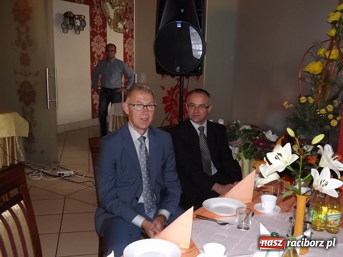 Zdjęcie w galerii na portalu naszraciborz.pl: ZNP świętuje Dzień Edukacji Narodowej. Seniorzy spotkali się w Raciborskiej wiadomości z regionu