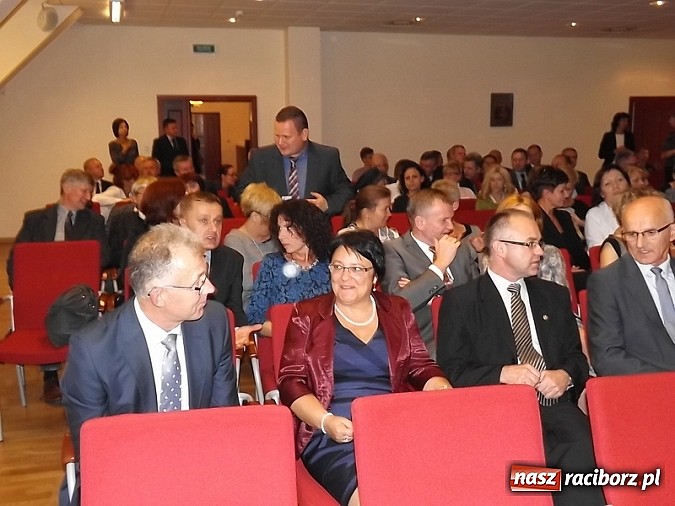 Zdjęcie w galerii na portalu naszraciborz.pl: Powiatowe obchody Dnia Edukacji Narodowej na Zamku Piastowskim wiadomości z regionu