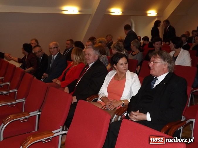 Zdjęcie w galerii na portalu naszraciborz.pl: Powiatowe obchody Dnia Edukacji Narodowej na Zamku Piastowskim wiadomości z regionu