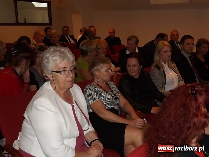 Zdjęcie w galerii na portalu naszraciborz.pl: Powiatowe obchody Dnia Edukacji Narodowej na Zamku Piastowskim wiadomości z regionu