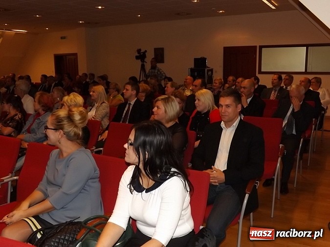 Zdjęcie w galerii na portalu naszraciborz.pl: Powiatowe obchody Dnia Edukacji Narodowej na Zamku Piastowskim wiadomości z regionu