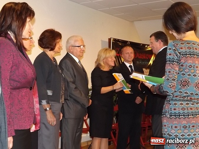 Zdjęcie w galerii na portalu naszraciborz.pl: Powiatowe obchody Dnia Edukacji Narodowej na Zamku Piastowskim wiadomości z regionu