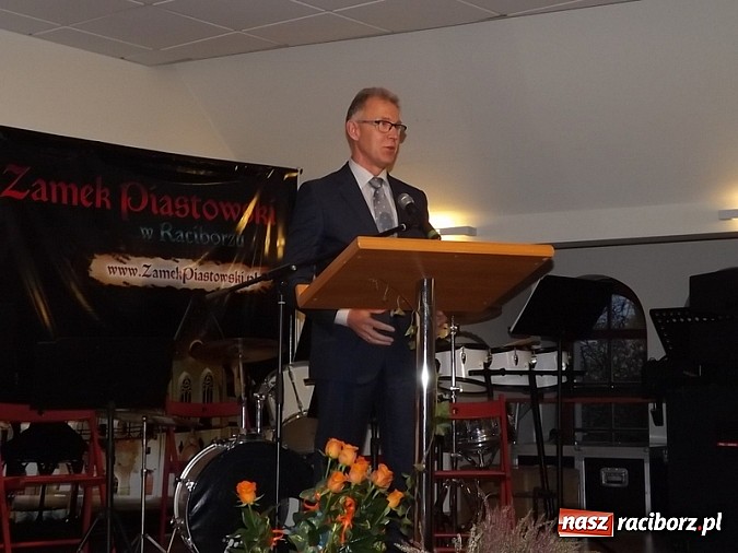 Zdjęcie w galerii na portalu naszraciborz.pl: Powiatowe obchody Dnia Edukacji Narodowej na Zamku Piastowskim wiadomości z regionu