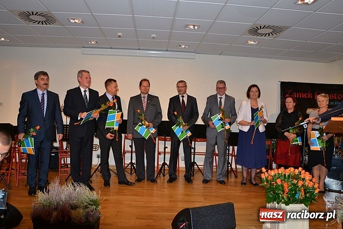 Zdjęcie w galerii na portalu naszraciborz.pl: Powiatowe obchody Dnia Edukacji Narodowej na Zamku Piastowskim wiadomości z regionu