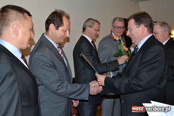 Zdjęcie w galerii na portalu naszraciborz.pl: Powiatowe obchody Dnia Edukacji Narodowej na Zamku Piastowskim wiadomości z regionu