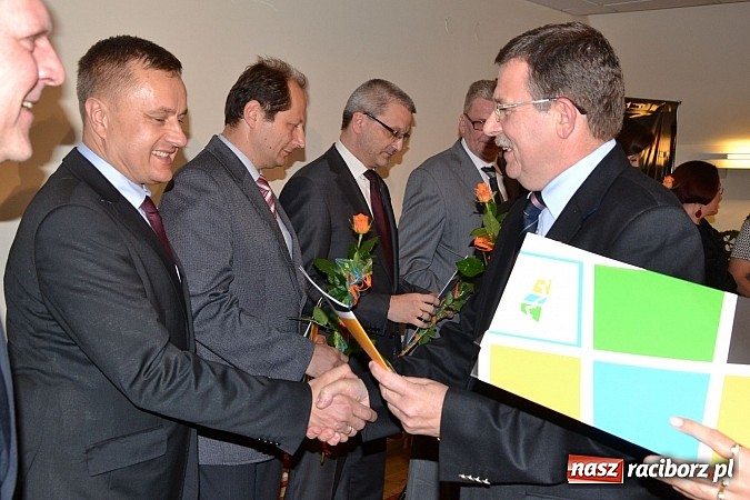 Zdjęcie w galerii na portalu naszraciborz.pl: Powiatowe obchody Dnia Edukacji Narodowej na Zamku Piastowskim wiadomości z regionu