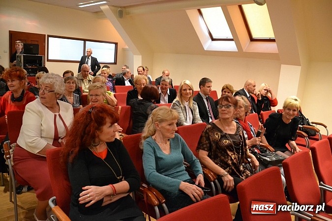 Zdjęcie w galerii na portalu naszraciborz.pl: Powiatowe obchody Dnia Edukacji Narodowej na Zamku Piastowskim wiadomości z regionu