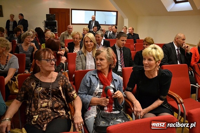 Zdjęcie w galerii na portalu naszraciborz.pl: Powiatowe obchody Dnia Edukacji Narodowej na Zamku Piastowskim wiadomości z regionu