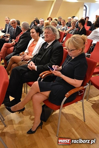 Zdjęcie w galerii na portalu naszraciborz.pl: Powiatowe obchody Dnia Edukacji Narodowej na Zamku Piastowskim wiadomości z regionu