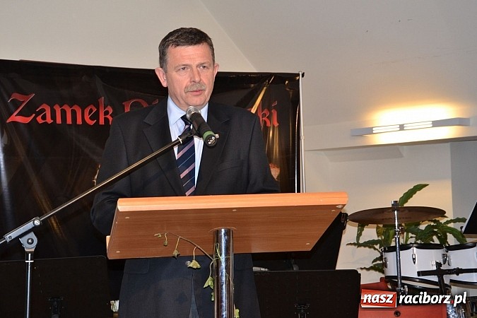 Zdjęcie w galerii na portalu naszraciborz.pl: Powiatowe obchody Dnia Edukacji Narodowej na Zamku Piastowskim wiadomości z regionu