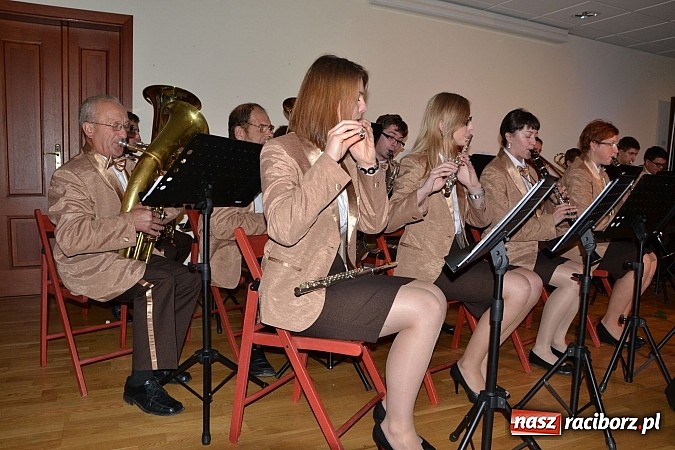Zdjęcie w galerii na portalu naszraciborz.pl: Powiatowe obchody Dnia Edukacji Narodowej na Zamku Piastowskim wiadomości z regionu