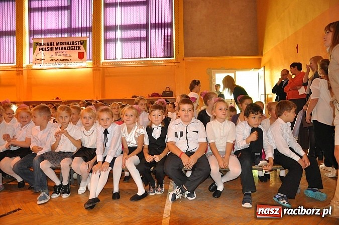 Zdjęcie w galerii na portalu naszraciborz.pl: Święto edukacji w szkole w Krzanowicach wiadomości z regionu