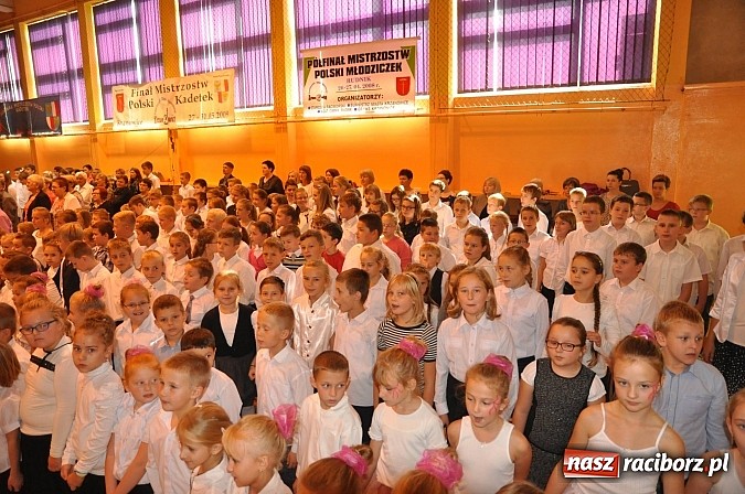 Zdjęcie w galerii na portalu naszraciborz.pl: Święto edukacji w szkole w Krzanowicach wiadomości z regionu