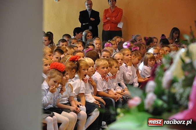 Zdjęcie w galerii na portalu naszraciborz.pl: Święto edukacji w szkole w Krzanowicach wiadomości z regionu