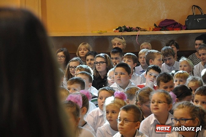 Zdjęcie w galerii na portalu naszraciborz.pl: Święto edukacji w szkole w Krzanowicach wiadomości z regionu