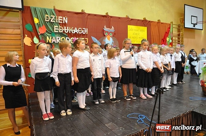 Zdjęcie w galerii na portalu naszraciborz.pl: Święto edukacji w szkole w Krzanowicach wiadomości z regionu