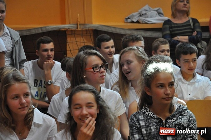 Zdjęcie w galerii na portalu naszraciborz.pl: Święto edukacji w szkole w Krzanowicach wiadomości z regionu