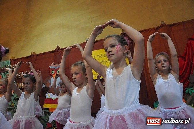 Zdjęcie w galerii na portalu naszraciborz.pl: Święto edukacji w szkole w Krzanowicach wiadomości z regionu