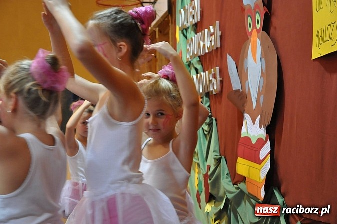 Zdjęcie w galerii na portalu naszraciborz.pl: Święto edukacji w szkole w Krzanowicach wiadomości z regionu