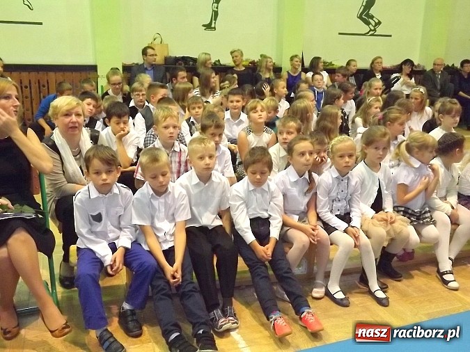 Zdjęcie w galerii na portalu naszraciborz.pl: Dzień Edukacji Narodowej świętowali także w Wojnowicach i Borucinie wiadomości z regionu