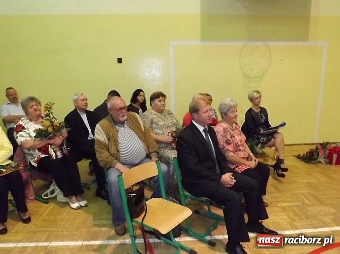 Zdjęcie w galerii na portalu naszraciborz.pl: Dzień Edukacji Narodowej świętowali także w Wojnowicach i Borucinie wiadomości z regionu