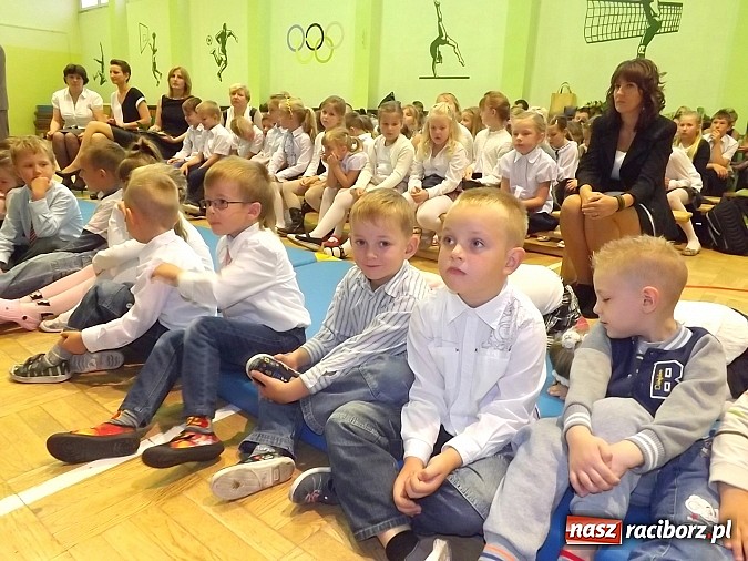 Zdjęcie w galerii na portalu naszraciborz.pl: Dzień Edukacji Narodowej świętowali także w Wojnowicach i Borucinie wiadomości z regionu