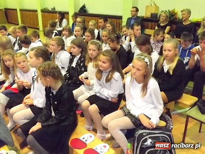 Zdjęcie w galerii na portalu naszraciborz.pl: Dzień Edukacji Narodowej świętowali także w Wojnowicach i Borucinie wiadomości z regionu