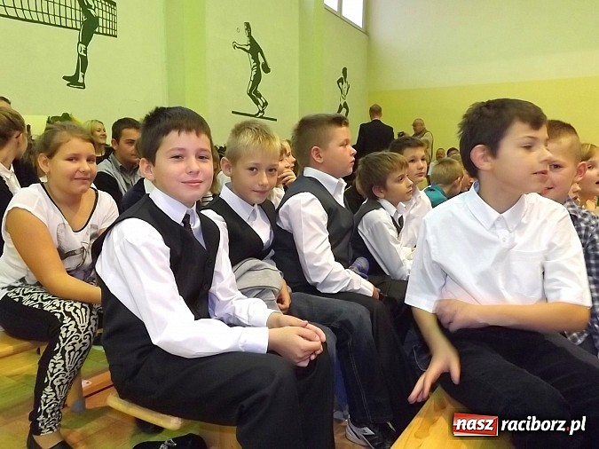 Zdjęcie w galerii na portalu naszraciborz.pl: Dzień Edukacji Narodowej świętowali także w Wojnowicach i Borucinie wiadomości z regionu