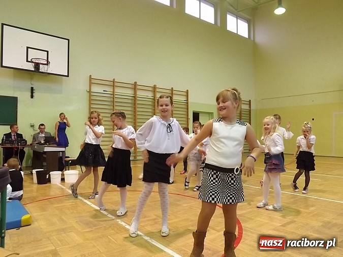 Zdjęcie w galerii na portalu naszraciborz.pl: Dzień Edukacji Narodowej świętowali także w Wojnowicach i Borucinie wiadomości z regionu
