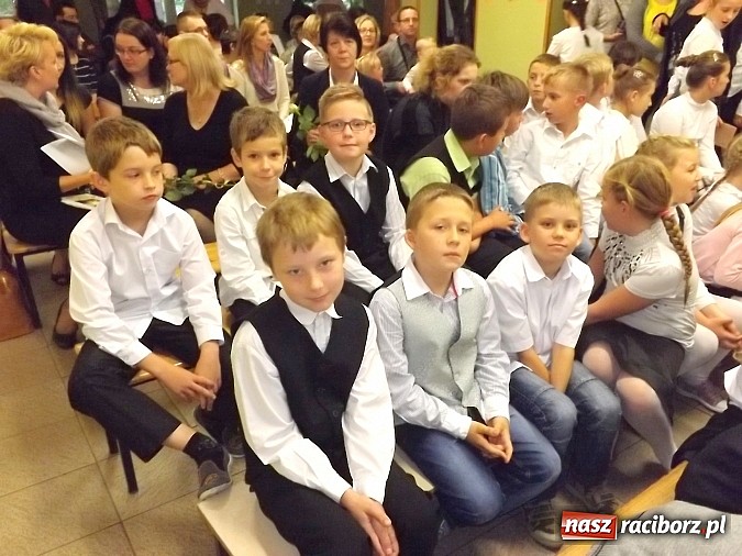 Zdjęcie w galerii na portalu naszraciborz.pl: Dzień Edukacji Narodowej świętowali także w Wojnowicach i Borucinie wiadomości z regionu