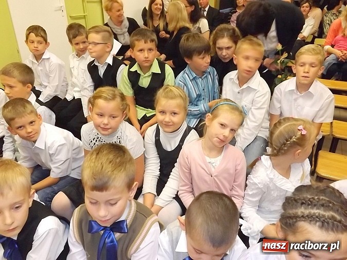 Zdjęcie w galerii na portalu naszraciborz.pl: Dzień Edukacji Narodowej świętowali także w Wojnowicach i Borucinie wiadomości z regionu