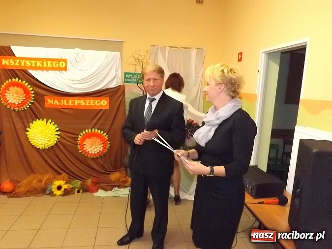 Zdjęcie w galerii na portalu naszraciborz.pl: Dzień Edukacji Narodowej świętowali także w Wojnowicach i Borucinie wiadomości z regionu