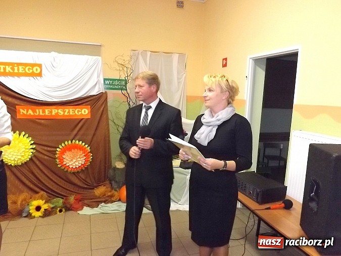 Zdjęcie w galerii na portalu naszraciborz.pl: Dzień Edukacji Narodowej świętowali także w Wojnowicach i Borucinie wiadomości z regionu