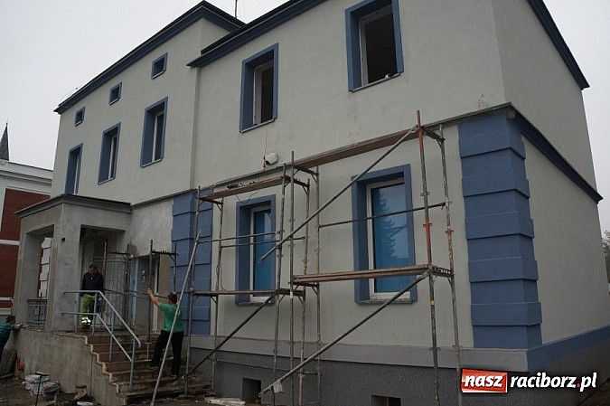 Zdjęcie w galerii na portalu naszraciborz.pl: Trwa modernizacja komisariatu Policji w Kuźni Raciborskiej wiadomości z regionu