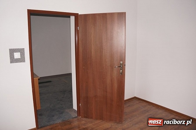 Zdjęcie w galerii na portalu naszraciborz.pl: Trwa modernizacja komisariatu Policji w Kuźni Raciborskiej wiadomości z regionu