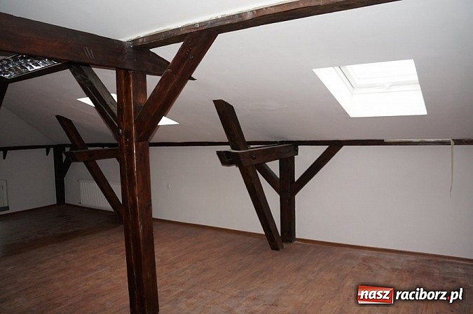 Zdjęcie w galerii na portalu naszraciborz.pl: Trwa modernizacja komisariatu Policji w Kuźni Raciborskiej wiadomości z regionu