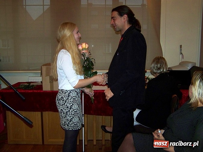 Zdjęcie w galerii na portalu naszraciborz.pl: Dzień Nauczyciela inny niż zwykle wiadomości z regionu