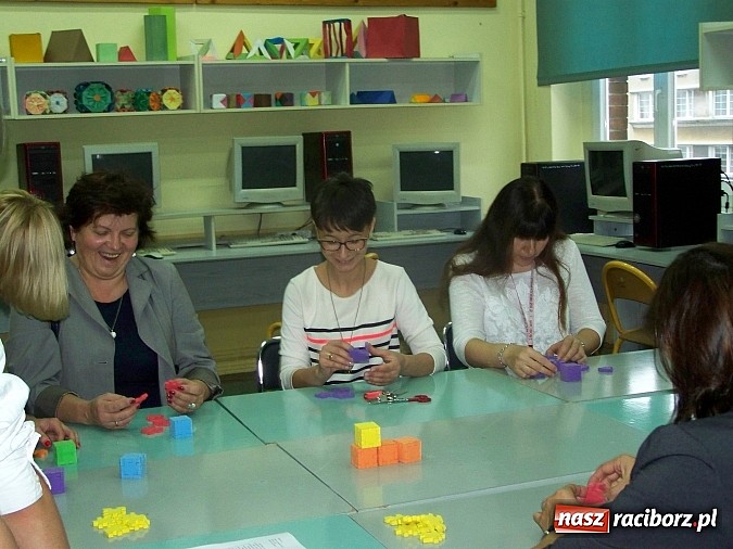 Zdjęcie w galerii na portalu naszraciborz.pl: Dzień Nauczyciela inny niż zwykle wiadomości z regionu