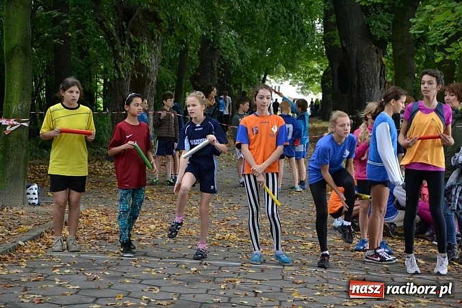 Zdjęcie w galerii na portalu naszraciborz.pl: Rejonowe Sztafetowe Biegi Przełajowe w Tworkowie wiadomości z regionu