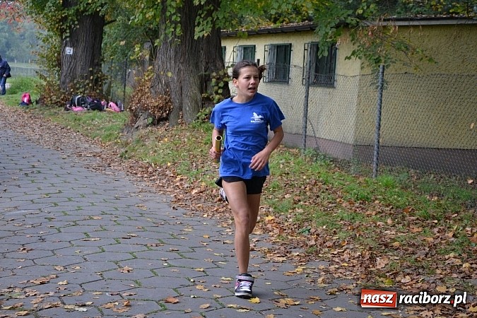 Zdjęcie w galerii na portalu naszraciborz.pl: Rejonowe Sztafetowe Biegi Przełajowe w Tworkowie wiadomości z regionu