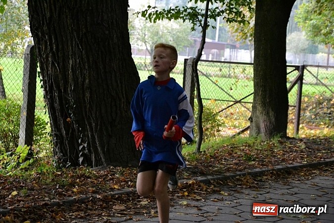 Zdjęcie w galerii na portalu naszraciborz.pl: Rejonowe Sztafetowe Biegi Przełajowe w Tworkowie wiadomości z regionu