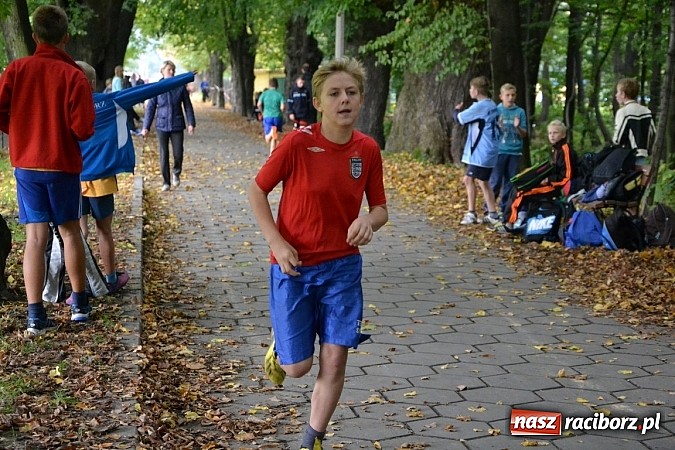 Zdjęcie w galerii na portalu naszraciborz.pl: Rejonowe Sztafetowe Biegi Przełajowe w Tworkowie wiadomości z regionu