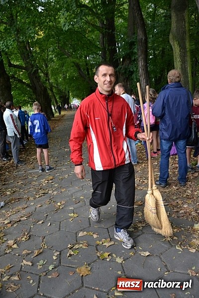 Zdjęcie w galerii na portalu naszraciborz.pl: Rejonowe Sztafetowe Biegi Przełajowe w Tworkowie wiadomości z regionu