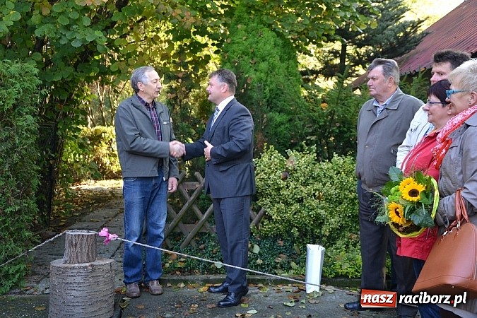 Zdjęcie w galerii na portalu naszraciborz.pl: Uroczyste uruchomienie koła młyńskiego przy zabytkowym młynie w Tworkowie wiadomości z regionu