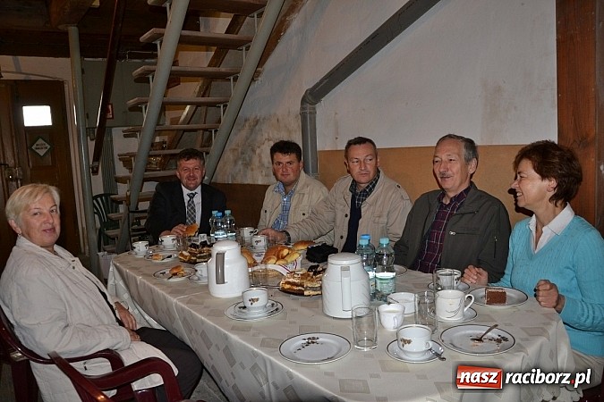 Zdjęcie w galerii na portalu naszraciborz.pl: Uroczyste uruchomienie koła młyńskiego przy zabytkowym młynie w Tworkowie wiadomości z regionu