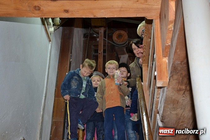 Zdjęcie w galerii na portalu naszraciborz.pl: Uroczyste uruchomienie koła młyńskiego przy zabytkowym młynie w Tworkowie wiadomości z regionu