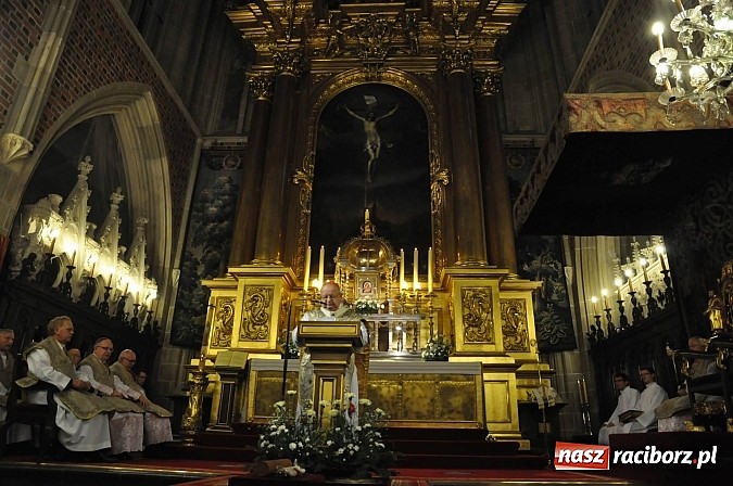 Zdjęcie w galerii na portalu naszraciborz.pl: To był wielki raciborski dzień na Wawelu wiadomości z regionu