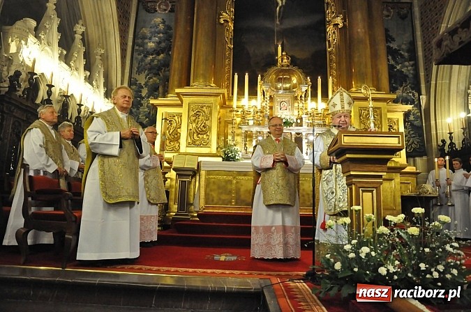 Zdjęcie w galerii na portalu naszraciborz.pl: To był wielki raciborski dzień na Wawelu wiadomości z regionu